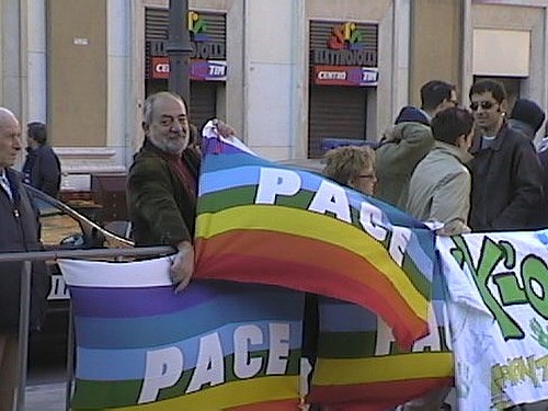 manifestazione a taranto